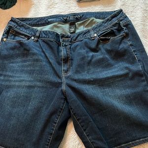 Lane Bryant Bermuda shorts